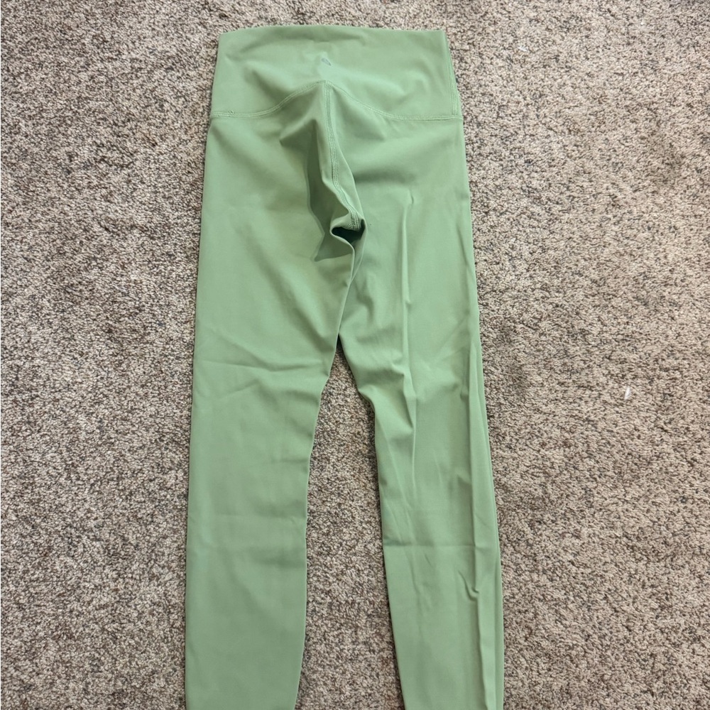 Lululemon Athletica Green Wunder Train Leggings